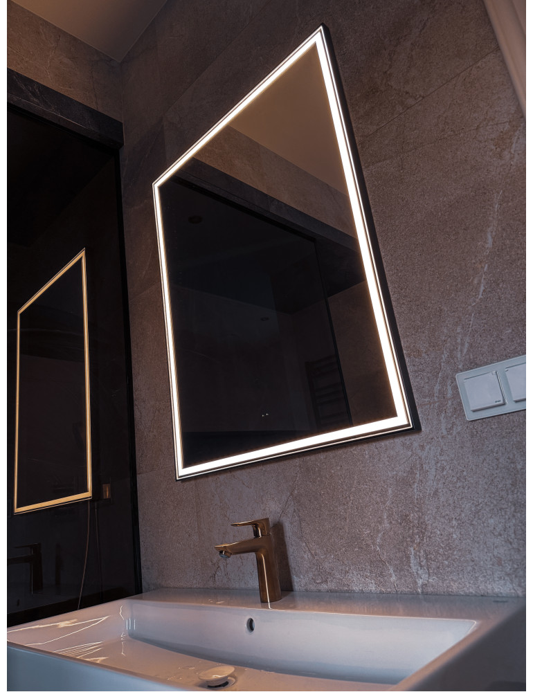 SLIM hranaté zrkadlo INTEGRO LED