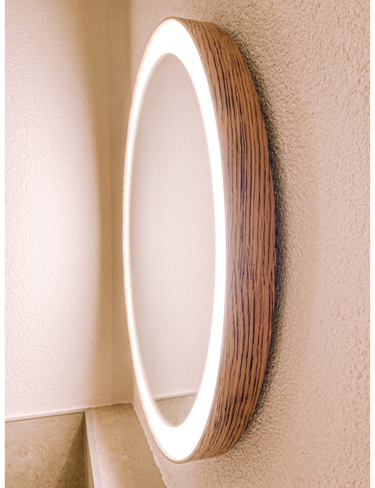 Drevené okrúhle zrkadlo Integro LED